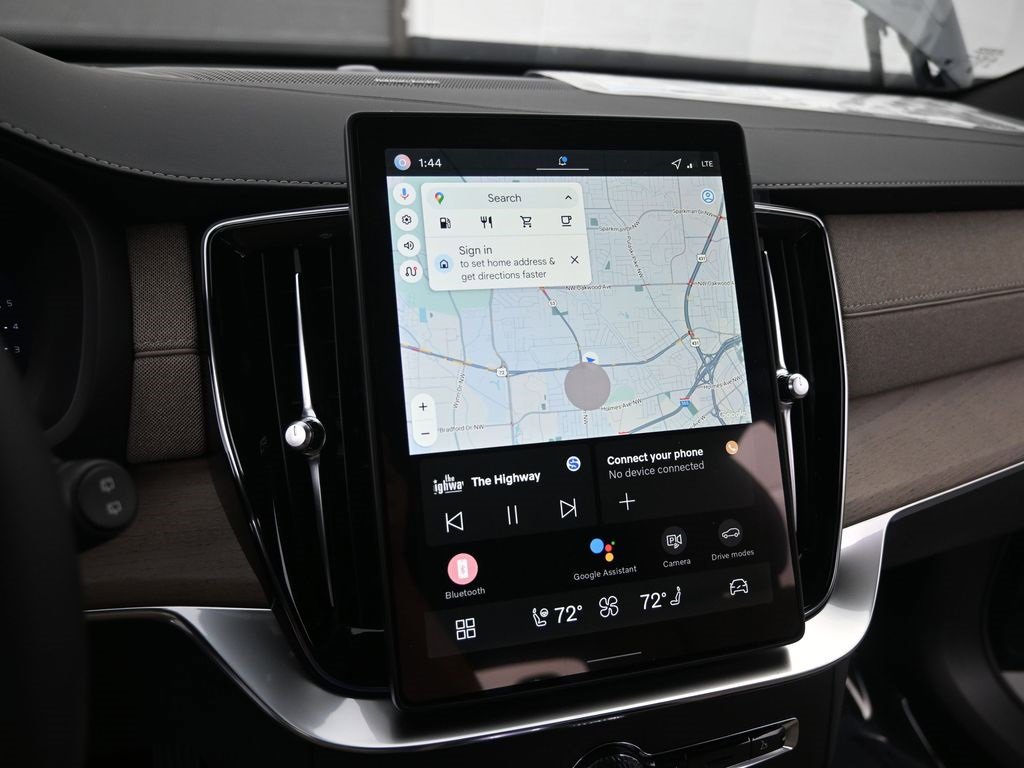 New 2026 Volvo XC90 B6 Plus w/ Protection Package Premier image 23