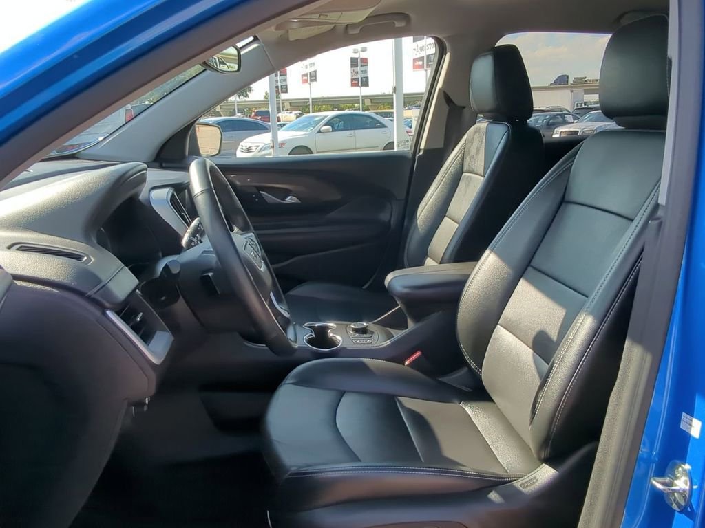 Used 2024 GMC Terrain SLT image 15