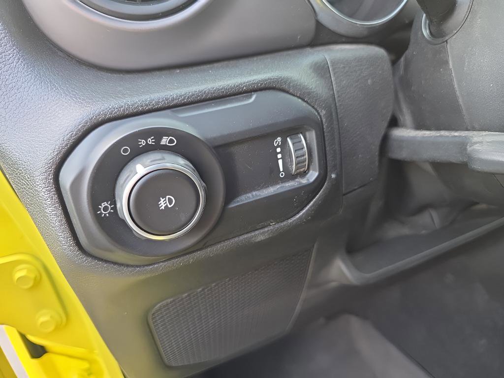 Used 2023 Jeep Wrangler Willys image 19