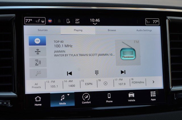 Used 2024 Chrysler Pacifica Touring-L image 30