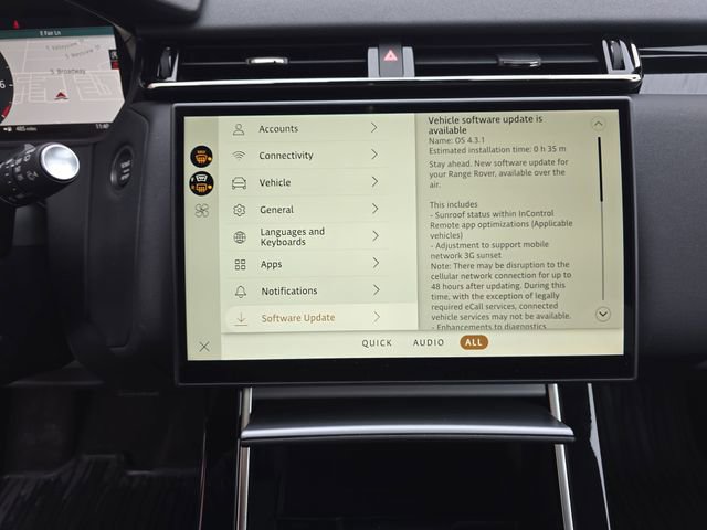 Used 2025 Land Rover Range Rover Velar S image 20