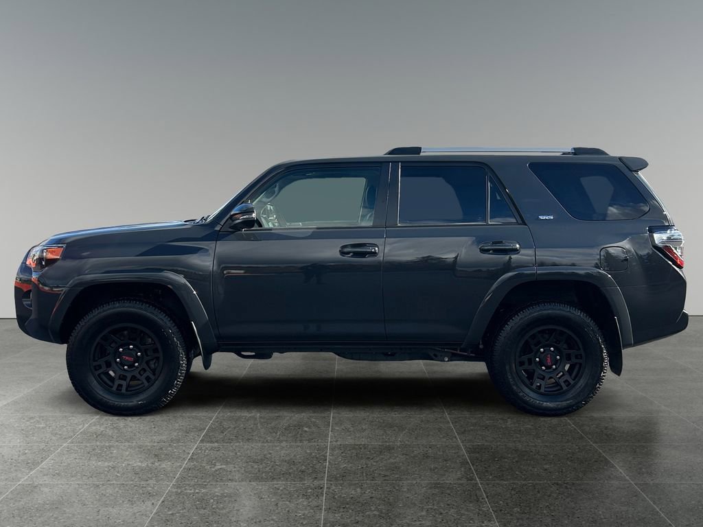 Used 2024 Toyota 4Runner SR5 Premium w/ Moonroof Package image 4