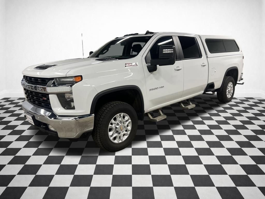 Used 2022 Chevrolet Silverado 3500 LT w/ Convenience Package image 4