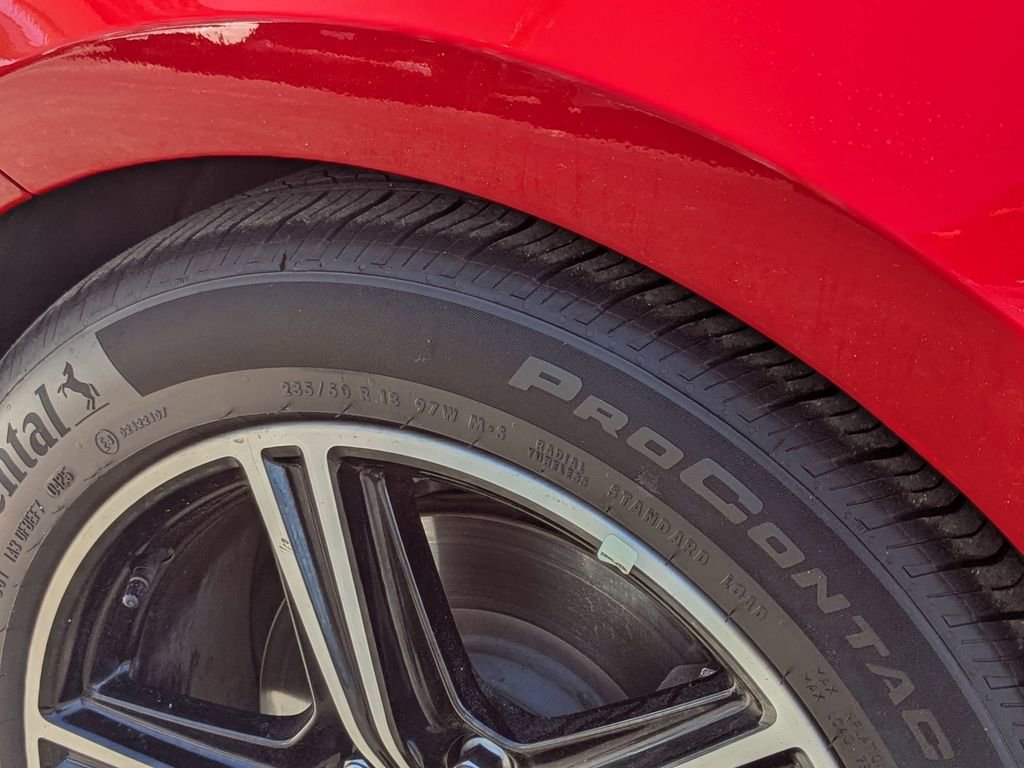 Used 2025 Ford Mustang Premium image 11