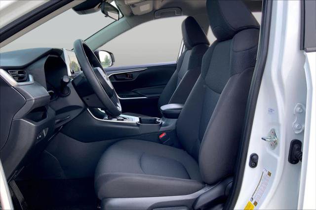 Certified 2025 Toyota RAV4 LE AWD/4WD image 8