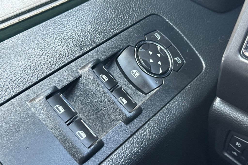 Used 2015 Ford F150 XLT w/ Equipment Group 302A Luxury image 29