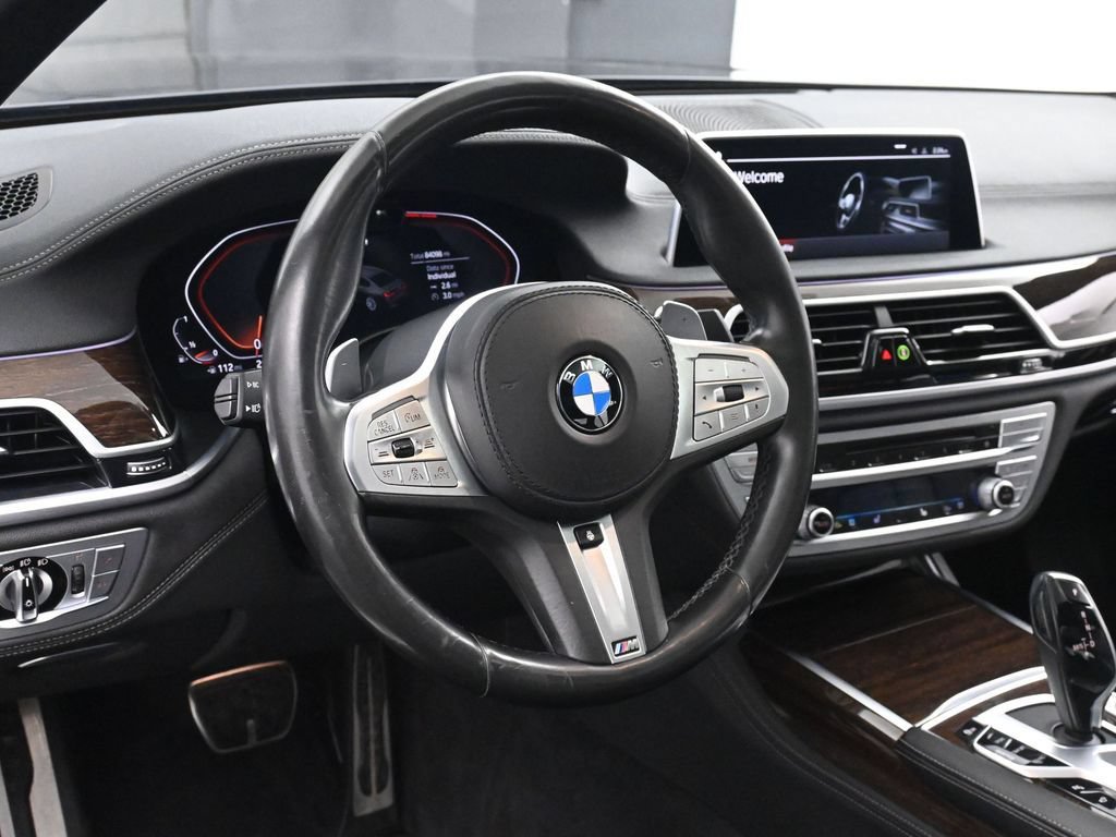 Used 2020 BMW 750i xDrive w/ M Sport Package AWD/4WD image 26