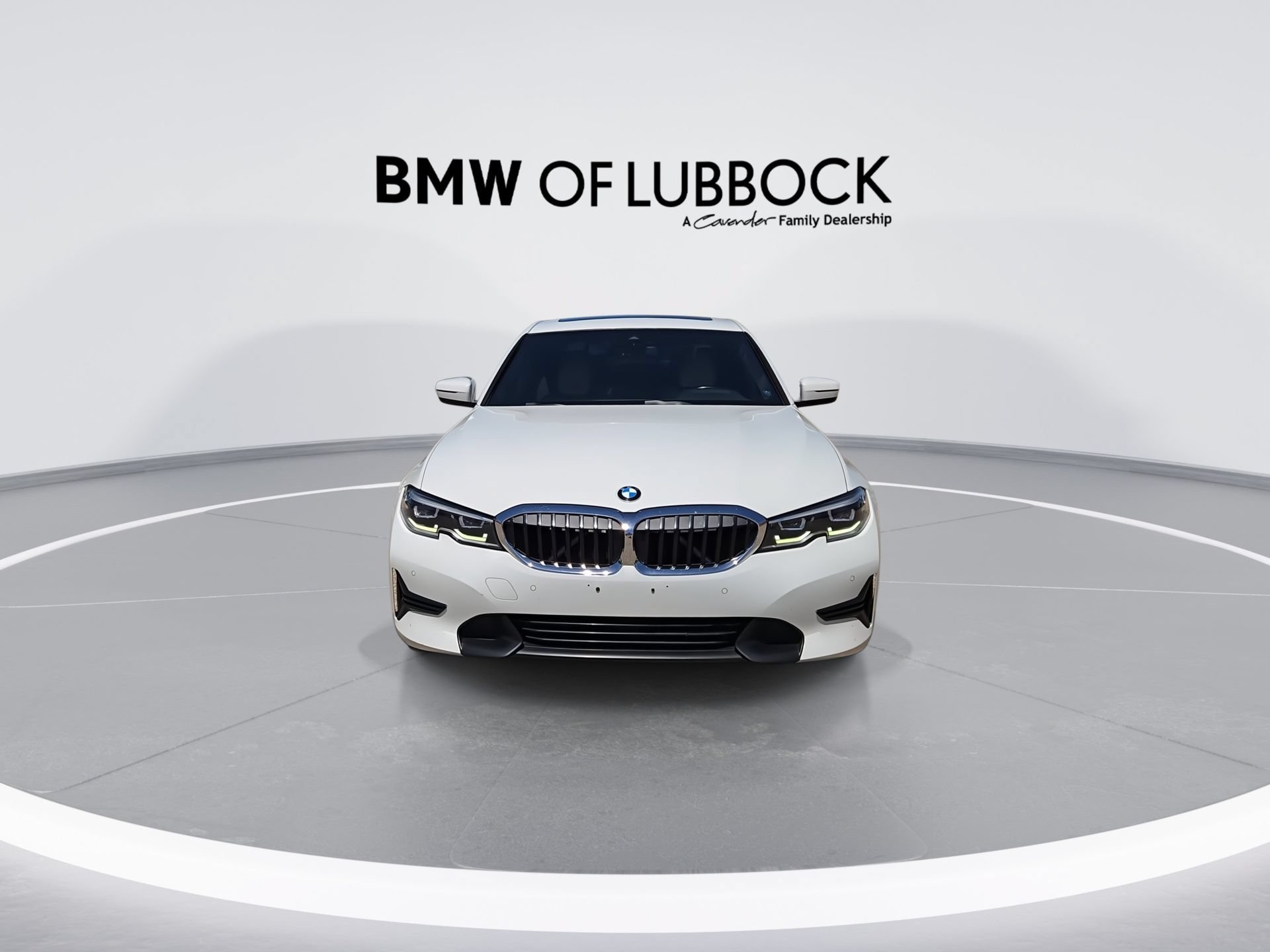 Used 2020 BMW 330i xDrive Sedan w/ Convenience Package AWD/4WD image 3