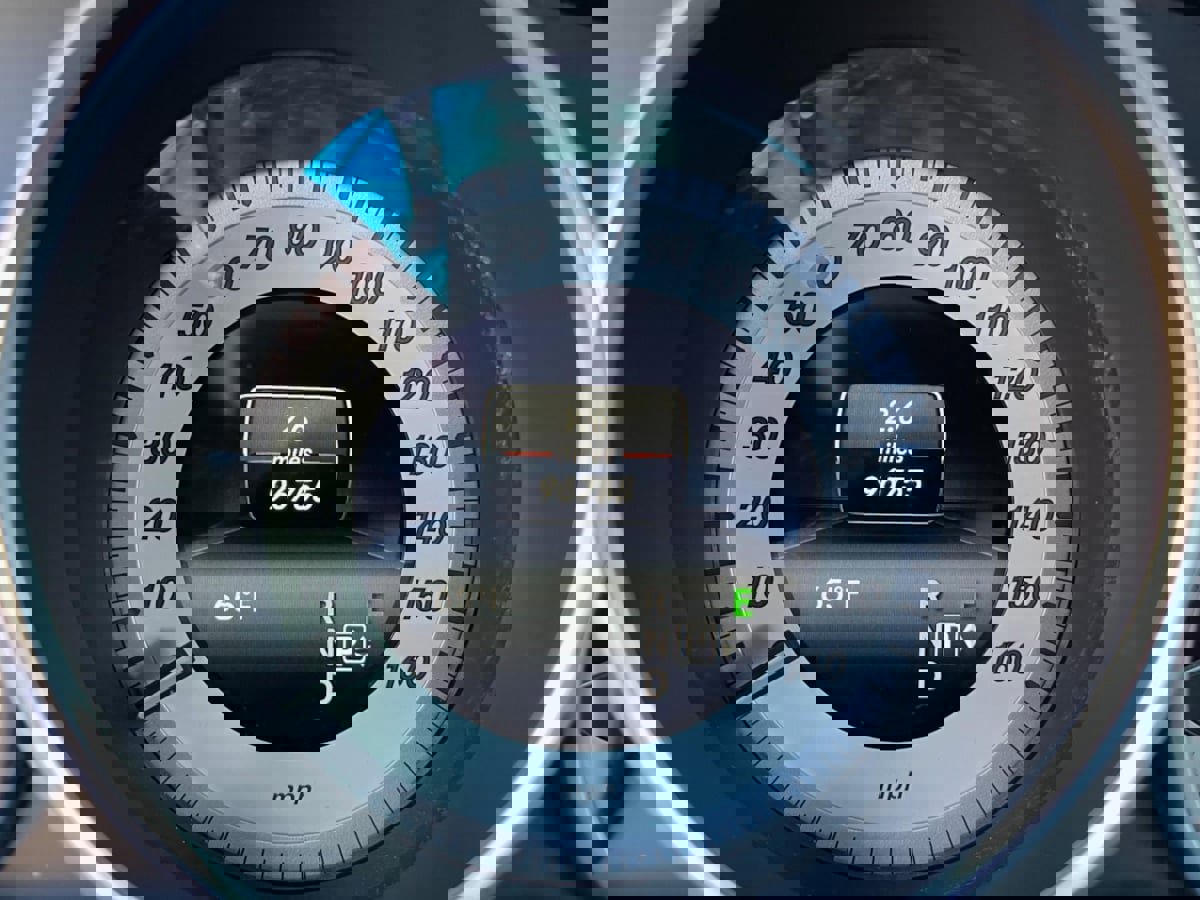 Used 2016 Mercedes-Benz E 400 Coupe image 11