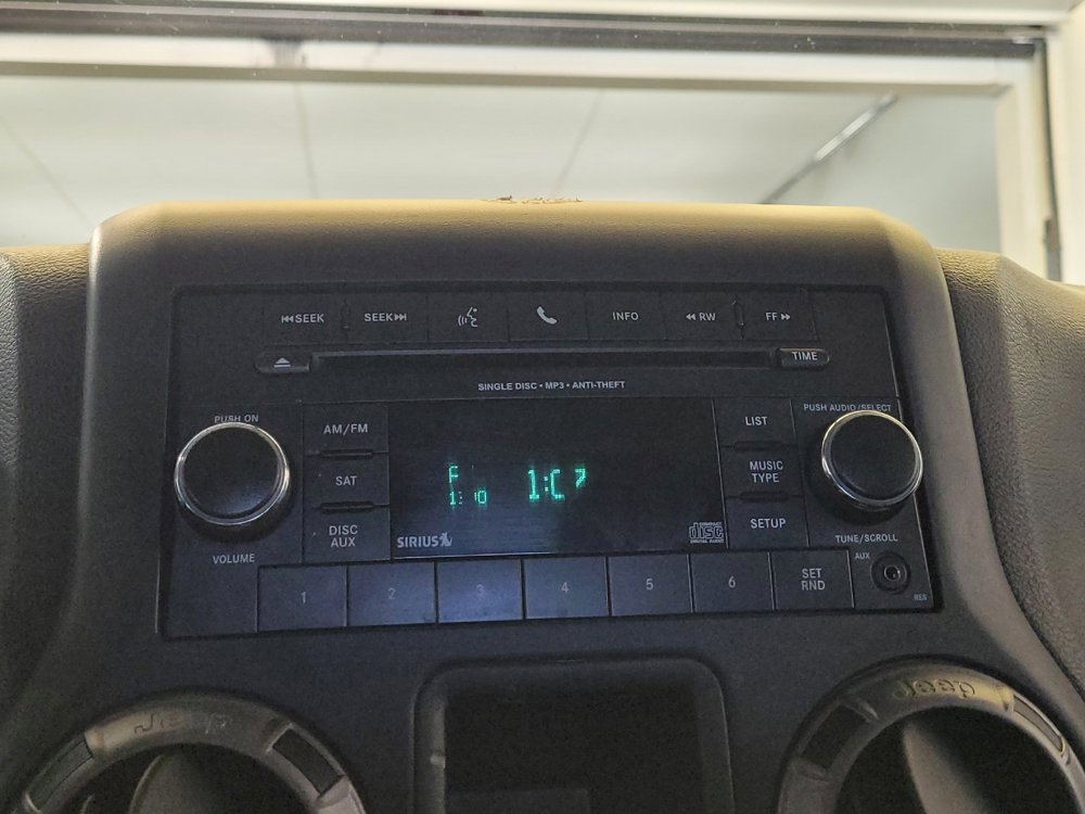 Used 2015 Jeep Wrangler Sport w/ Connectivity Group image 25