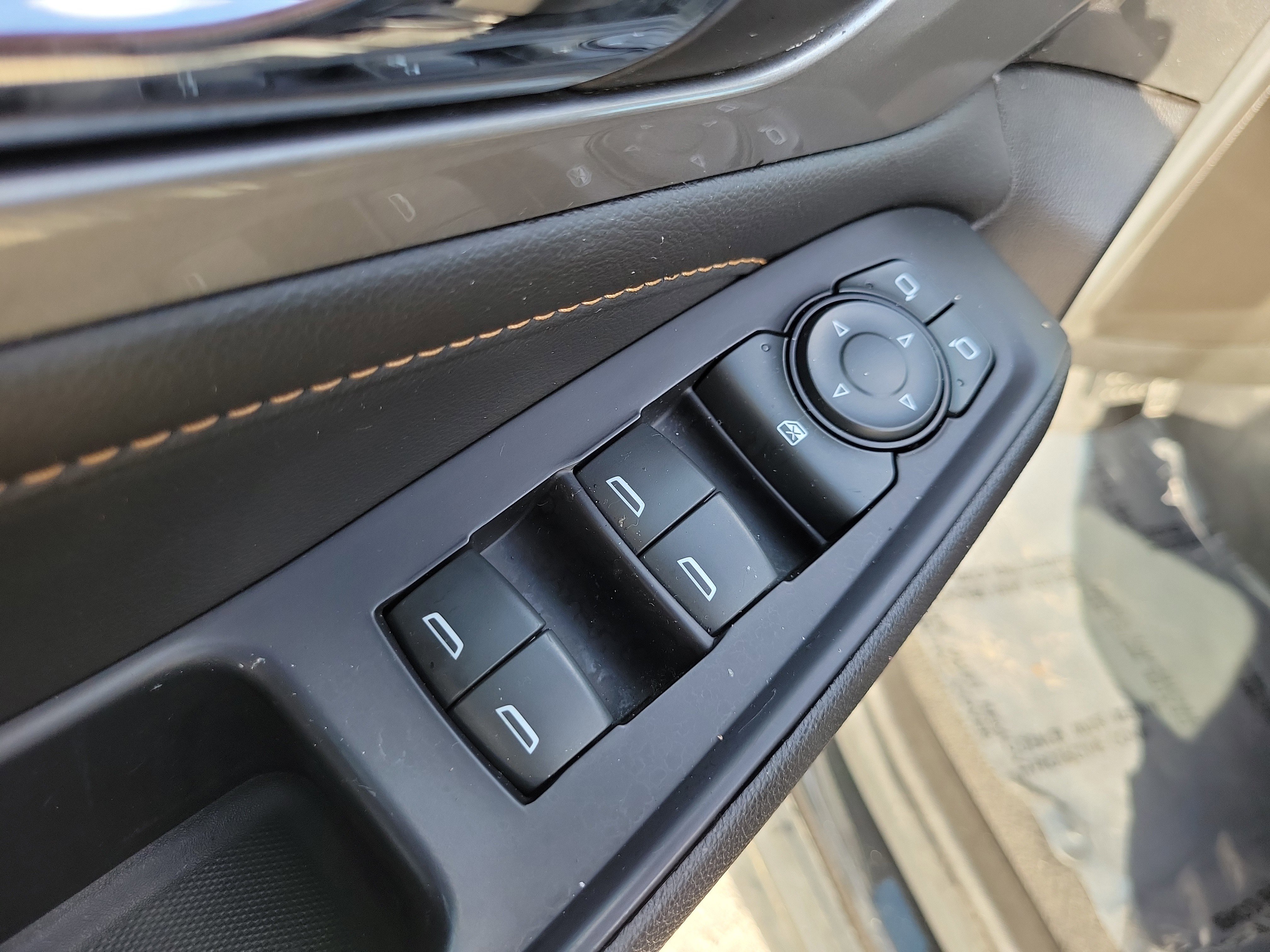 Used 2019 Chevrolet Traverse LS FWD image 24