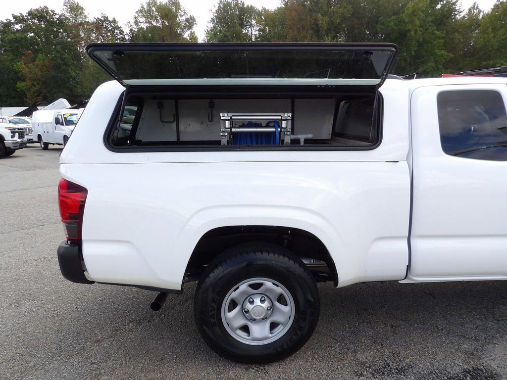 Used 2022 Toyota Tacoma SR image 50