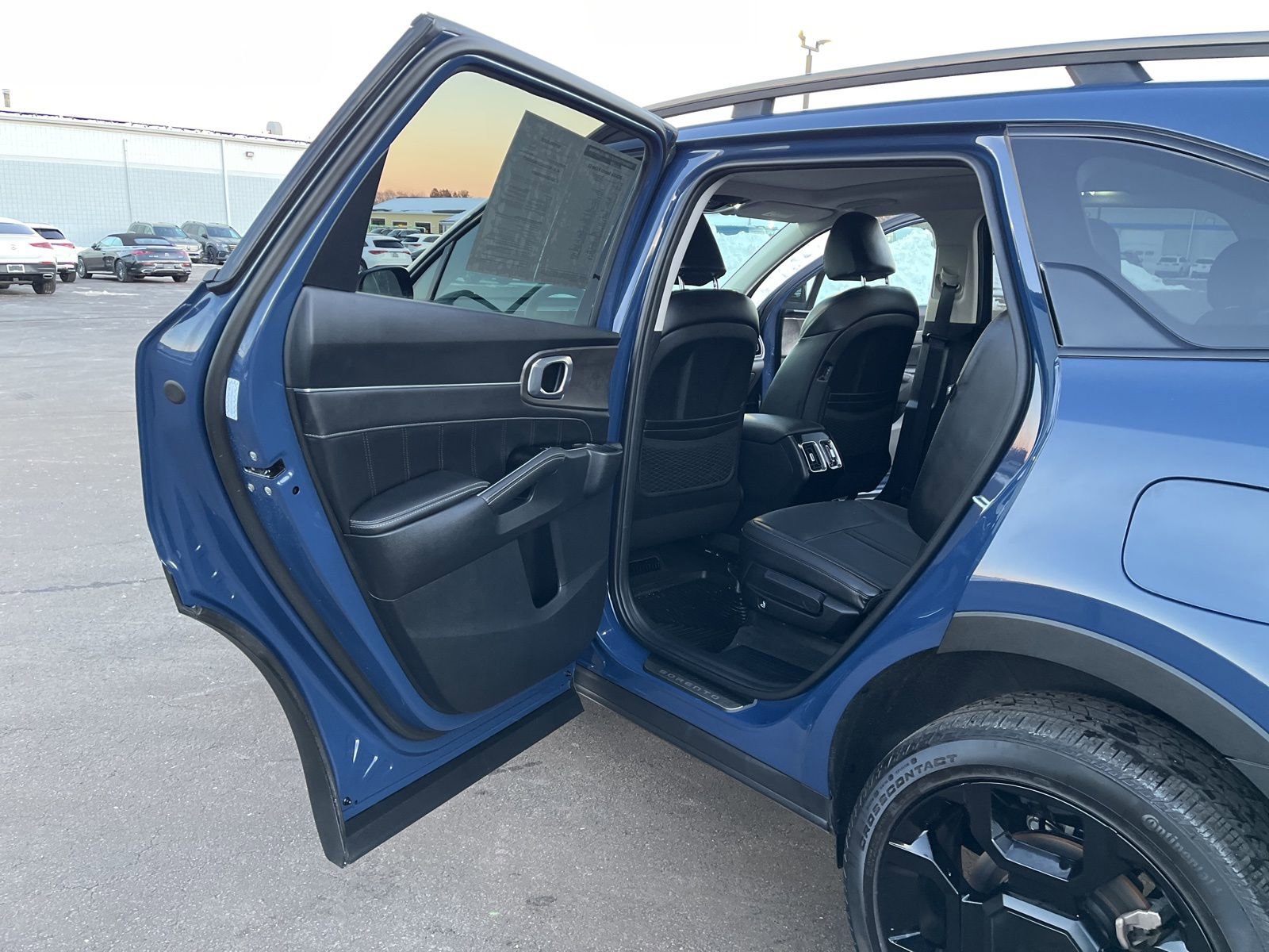 Used 2024 Kia Sorento SX image 19