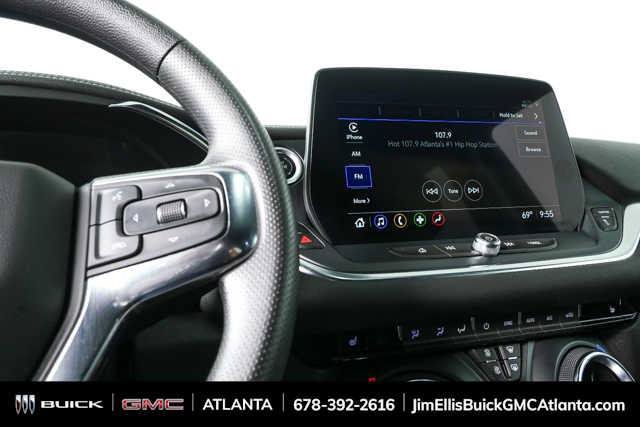 Used 2025 Chevrolet Blazer LT FWD image 12