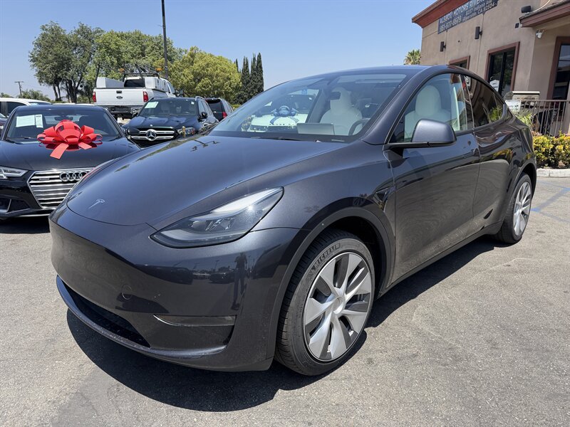 Used 2024 Tesla Model Y Long Range