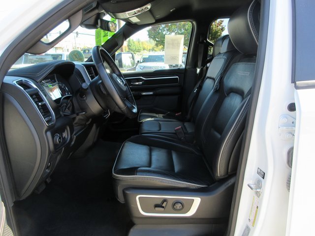 Used 2024 RAM 1500 Laramie image 13