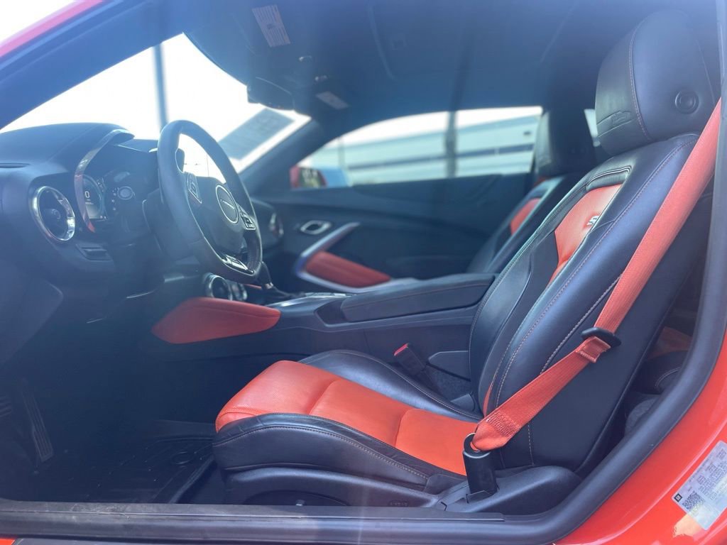 Used 2018 Chevrolet Camaro SS w/ Hot Wheels Edition image 20