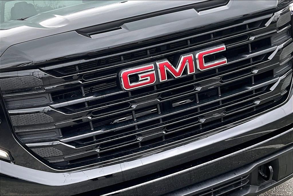 Used 2025 GMC Sierra 1500 Elevation image 39