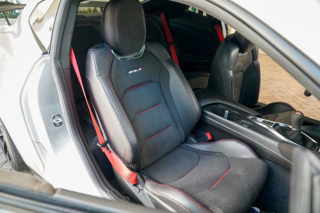 Used 2019 Chevrolet Camaro ZL1 image 71