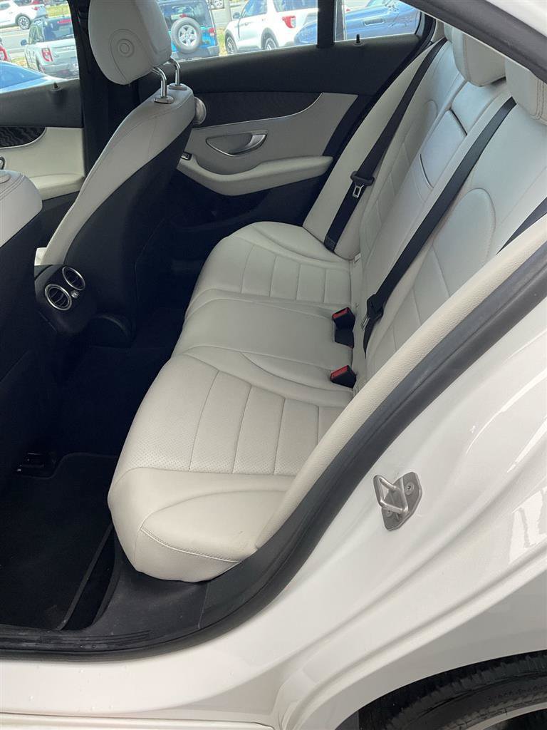 Used 2017 Mercedes-Benz C 300 4MATIC Sedan image 10