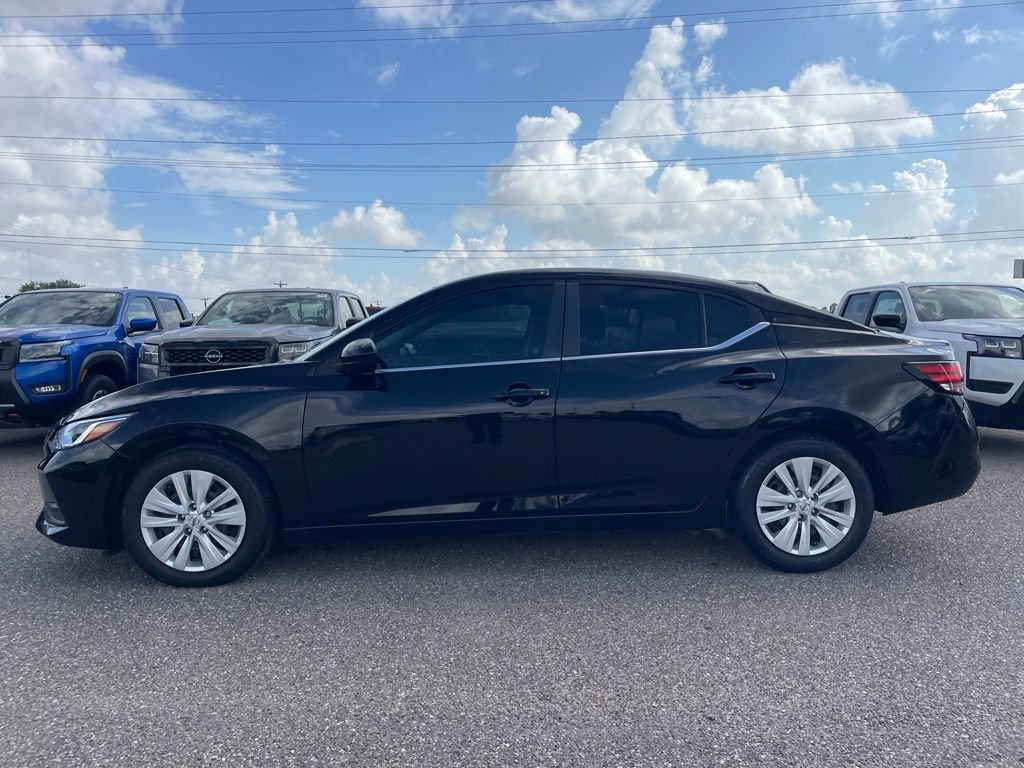 Certified 2023 Nissan Sentra S FWD image 4