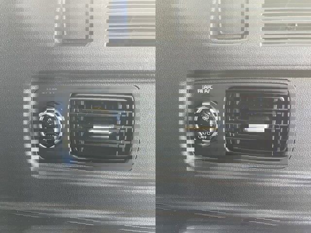 Used 2025 Hyundai Santa Fe XRT image 23