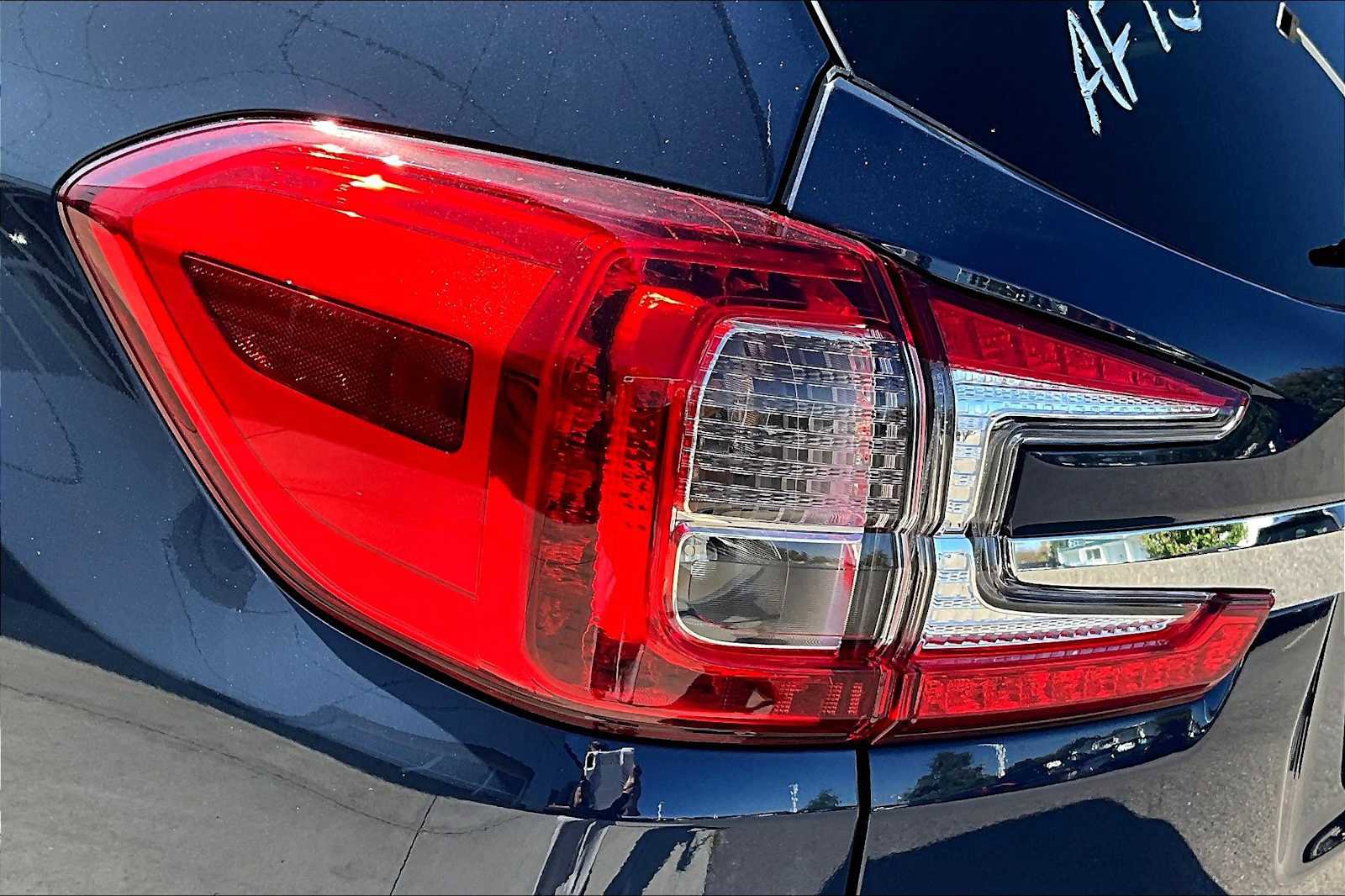 New 2025 Subaru Ascent Limited image 15