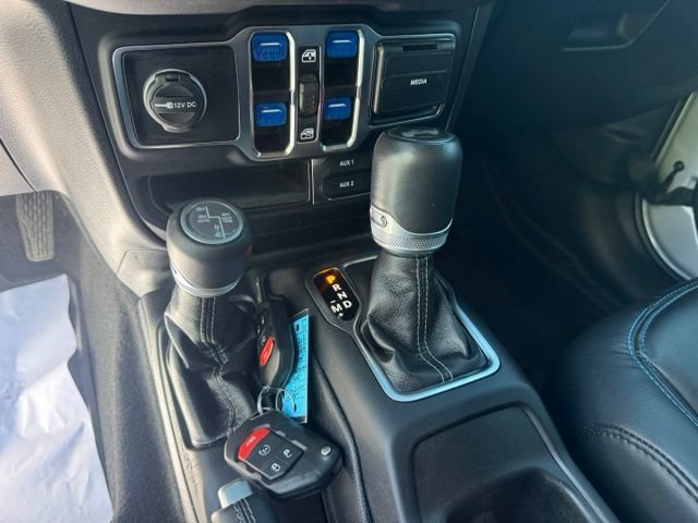 Used 2024 Jeep Wrangler High Altitude AWD/4WD image 23