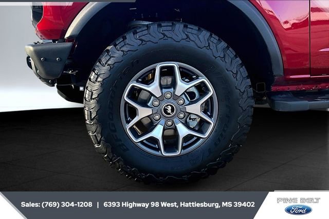 Used 2025 Ford Bronco Badlands image 7