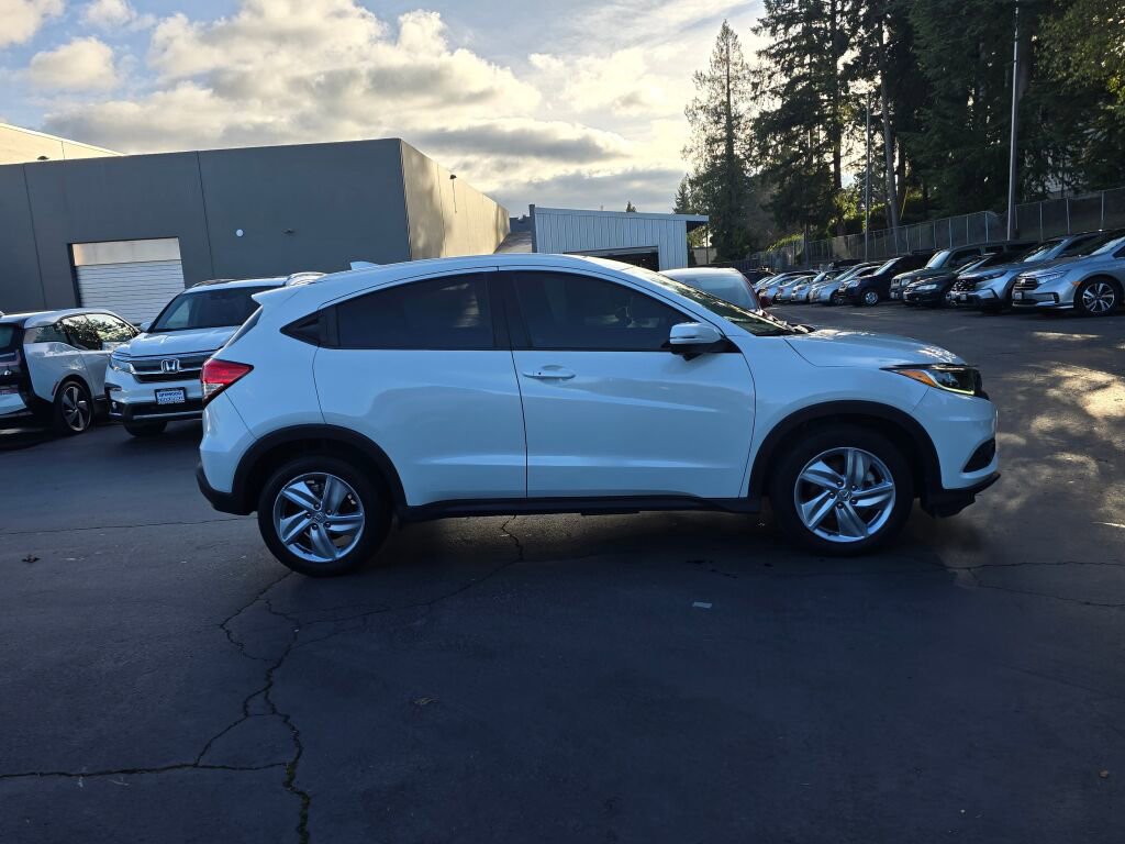 Used 2019 Honda HR-V EX image 16