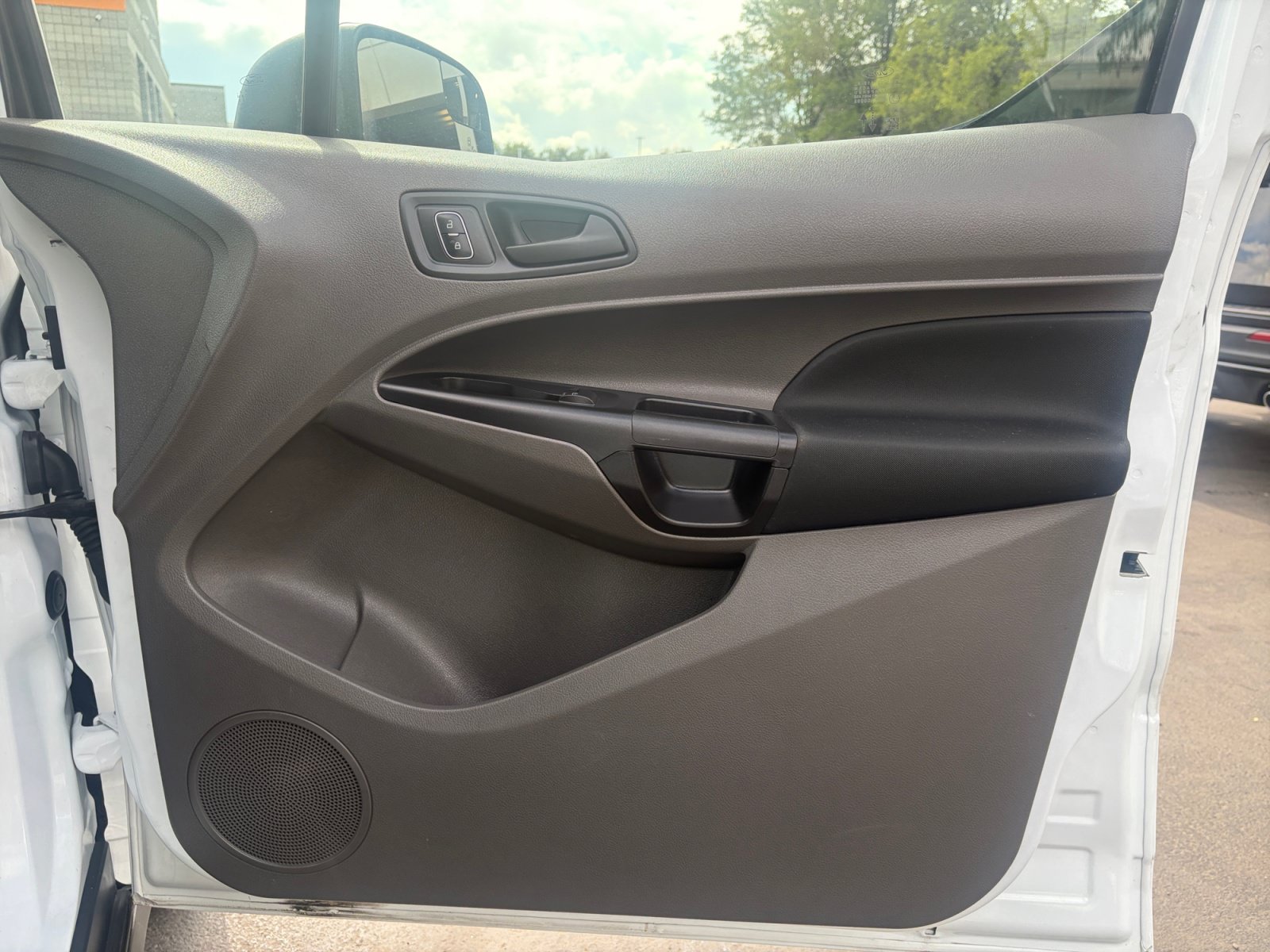 Used 2023 Ford Transit Connect XL FWD image 29