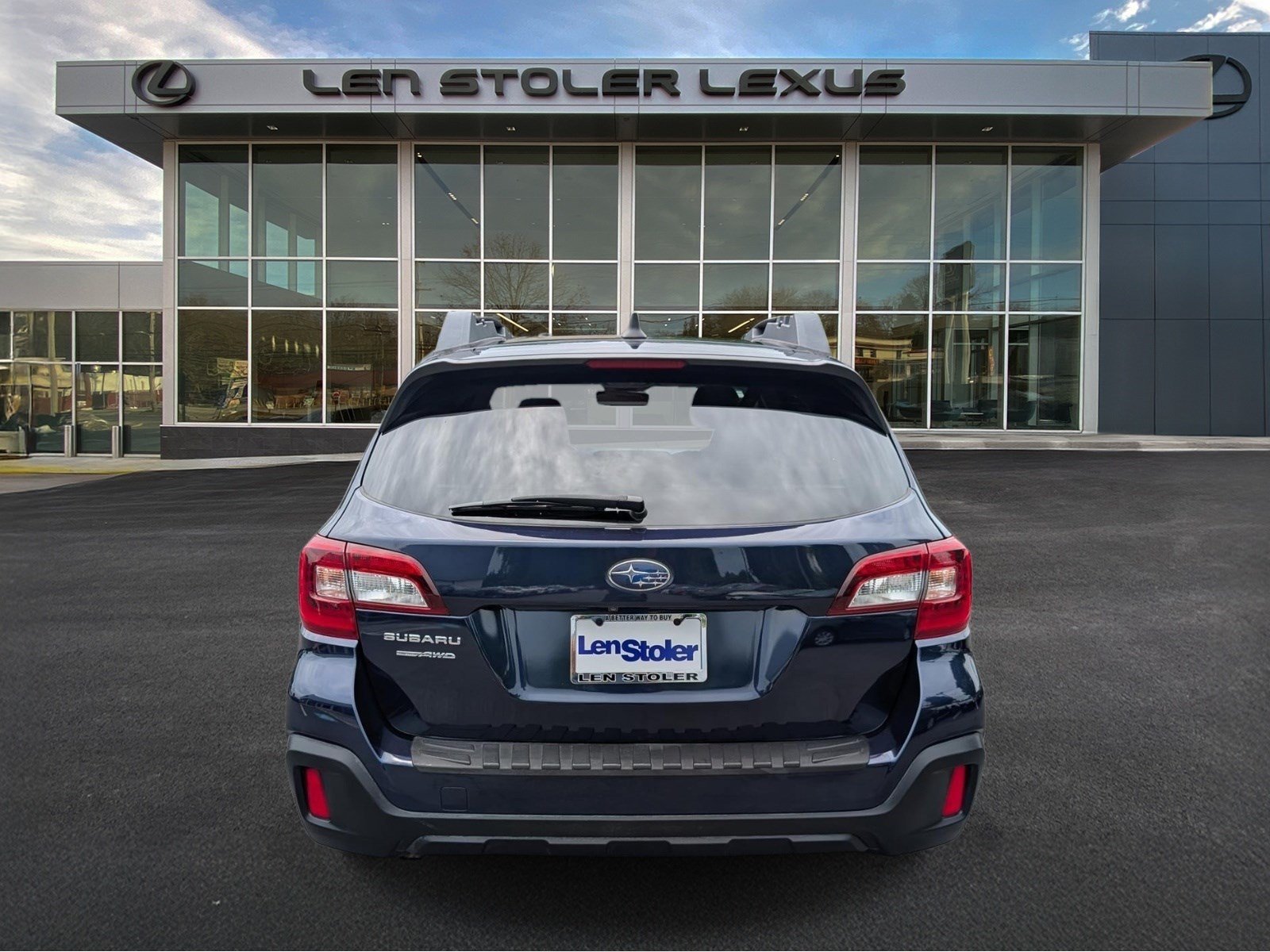 Used 2018 Subaru Outback 2.5i Premium AWD/4WD image 4