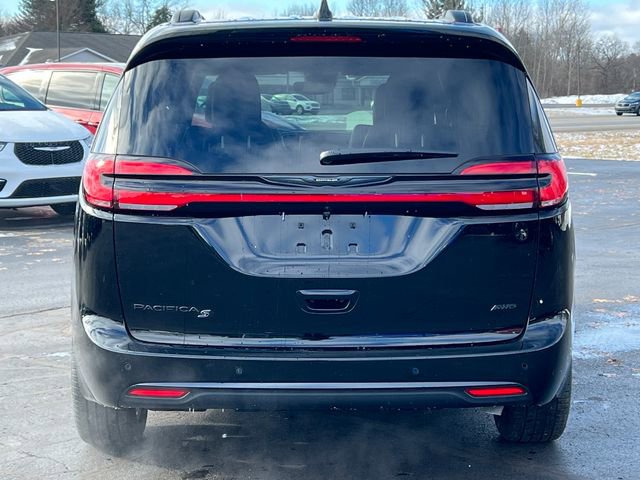 New 2026 Chrysler Pacifica Select image 47