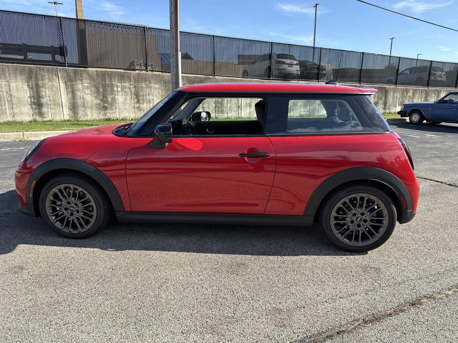 Certified 2025 MINI Cooper S FWD image 8