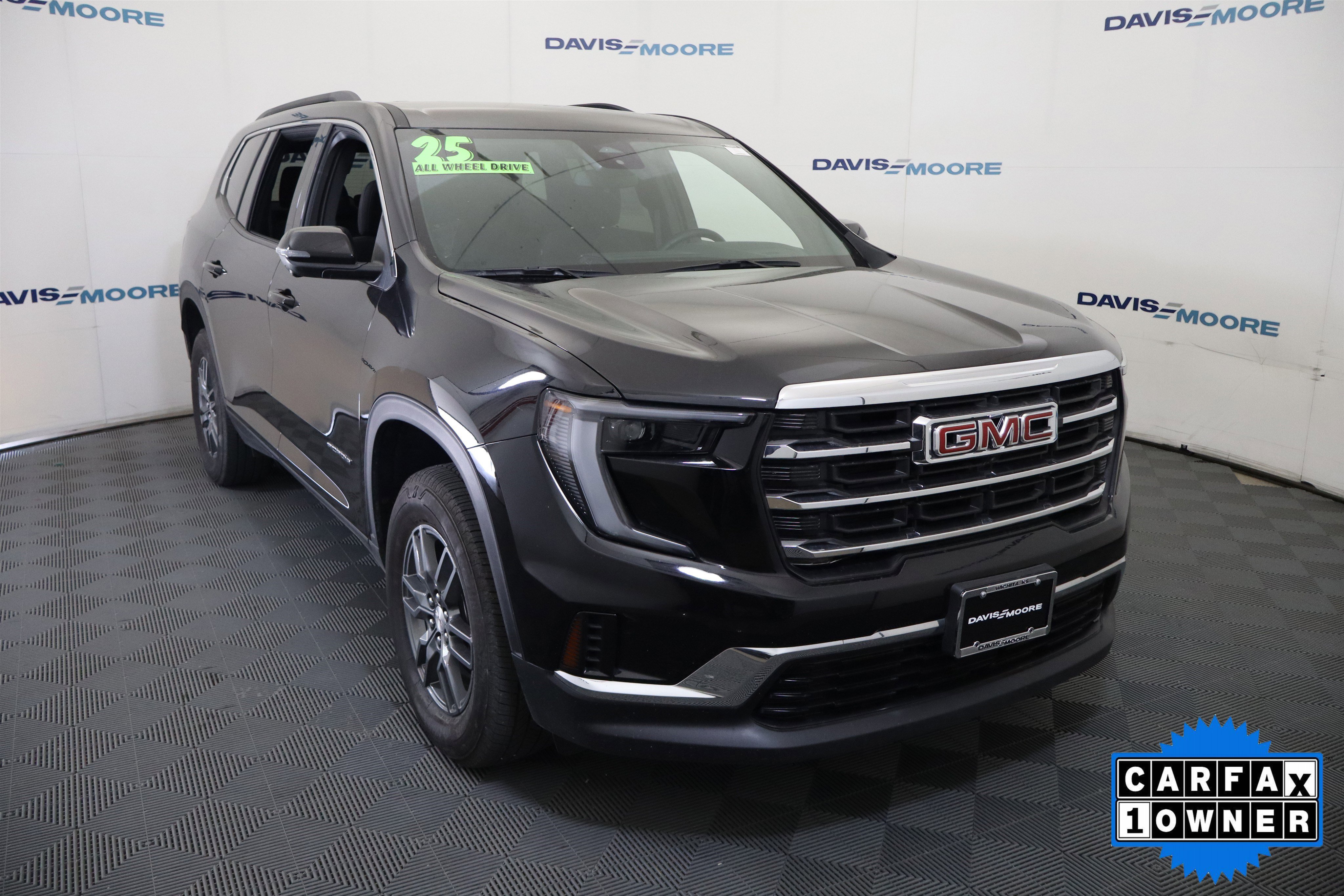 Used 2025 GMC Acadia Elevation AWD/4WD image 3