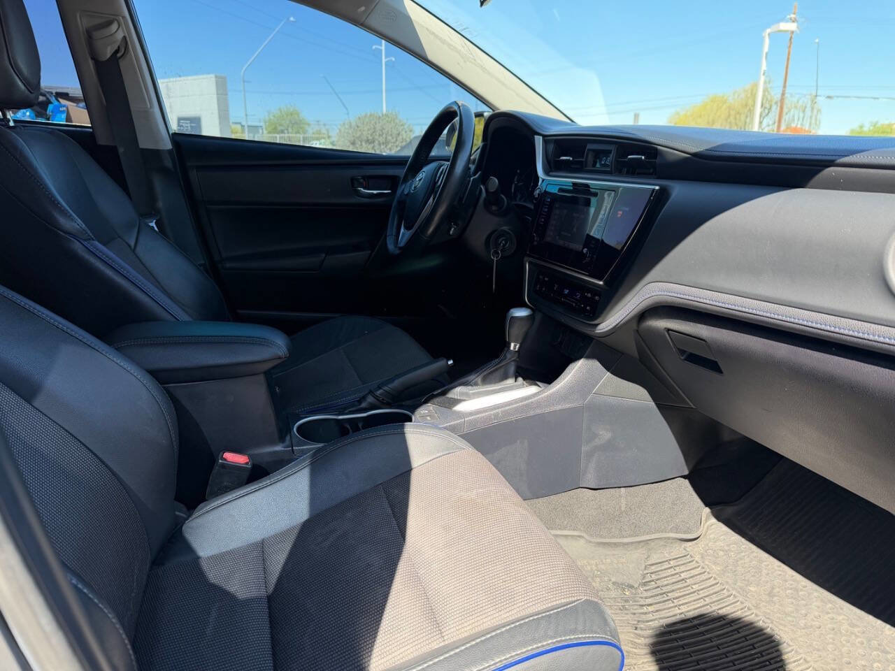 Used 2019 Toyota Corolla SE image 8