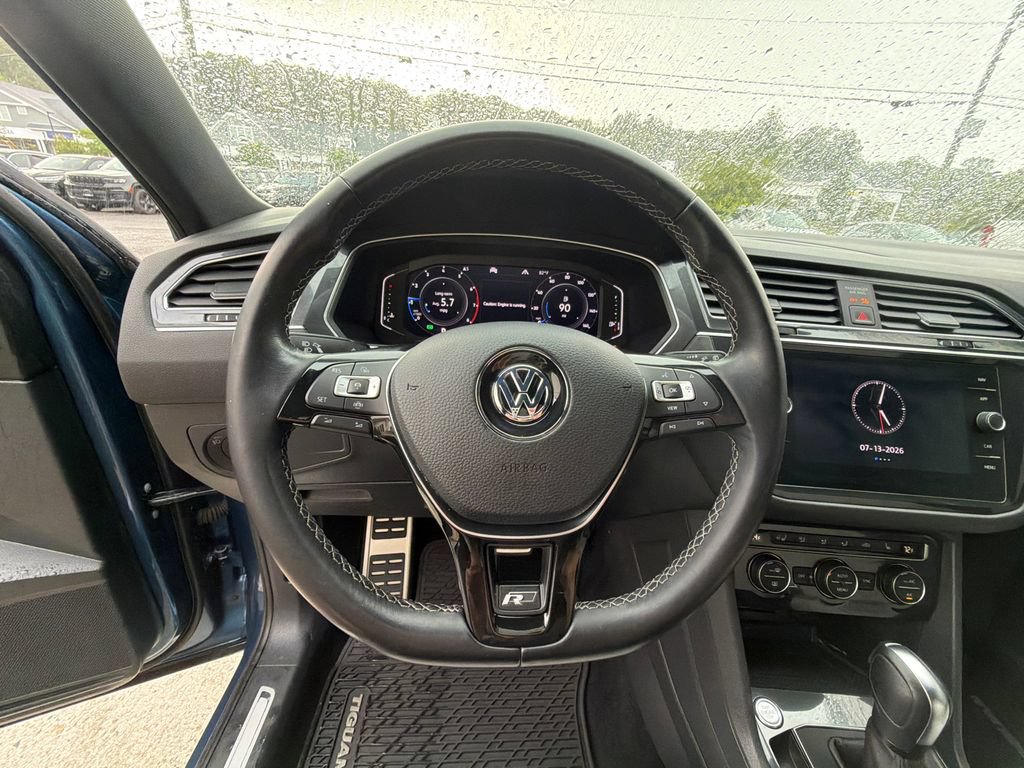 Used 2020 Volkswagen Tiguan SEL Premium R-Line AWD/4WD image 17
