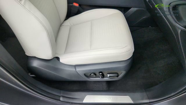 Used 2025 Lexus TX 350 AWD w/ Technology Package image 23