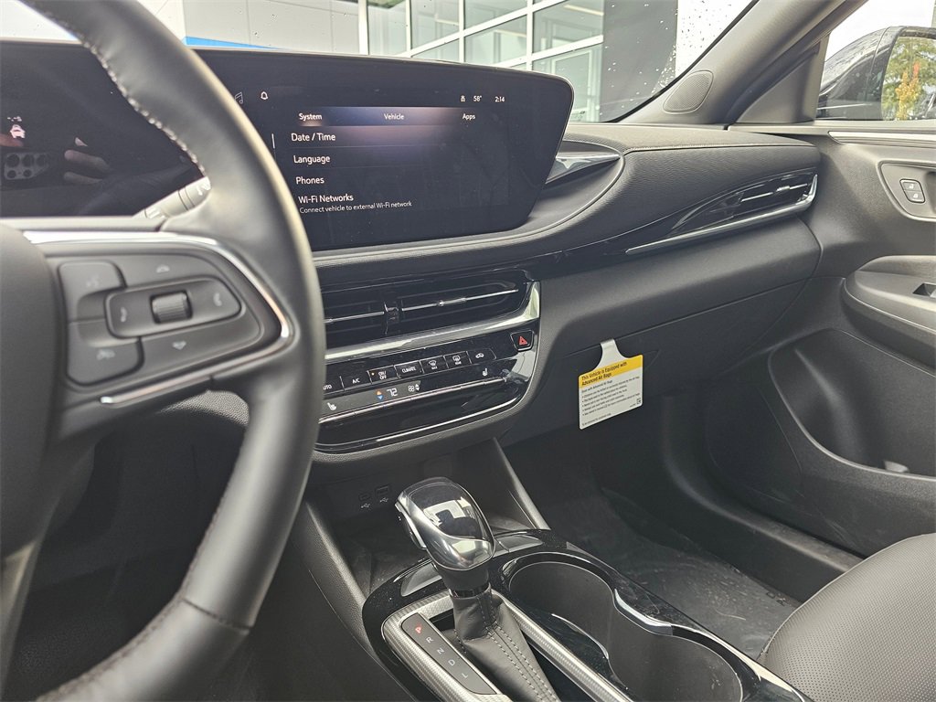 Used 2025 Buick Envista Avenir image 27