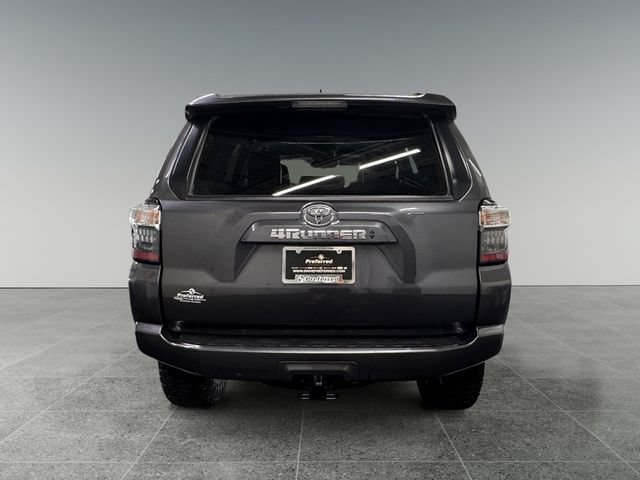 Used 2022 Toyota 4Runner SR5 Premium AWD/4WD image 23