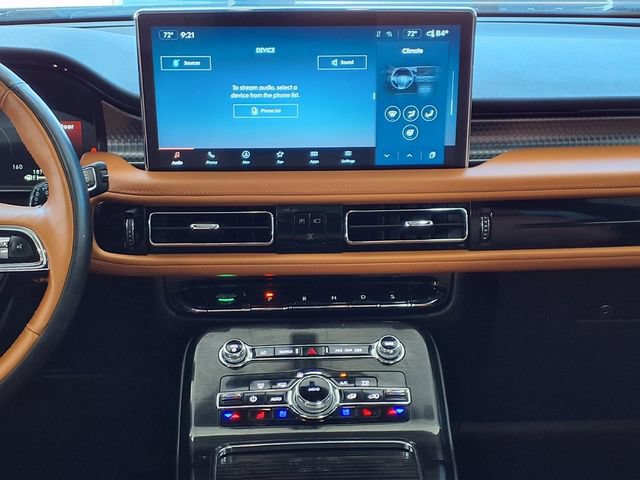 Certified 2023 Lincoln Nautilus Black Label w/ Class II Trailer Tow Package AWD/4WD image 8