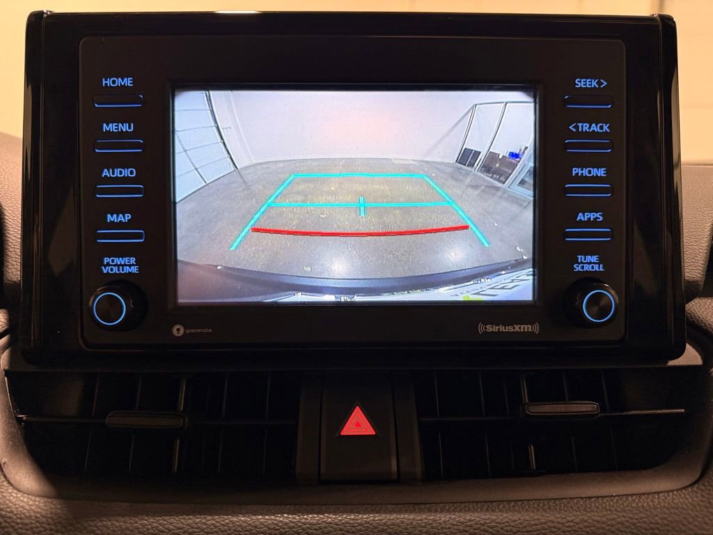 Used 2022 Toyota RAV4 LE FWD image 19