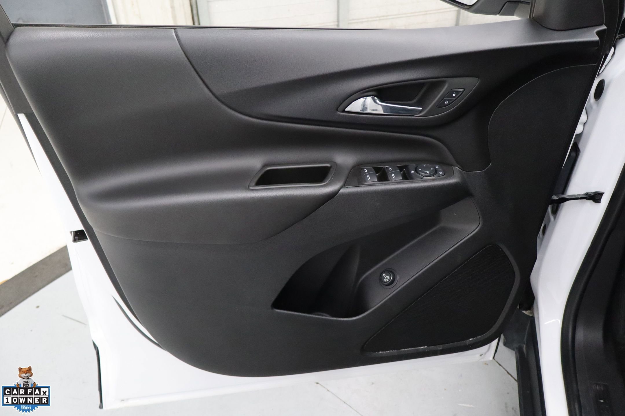 Used 2024 Chevrolet Equinox LT FWD image 14