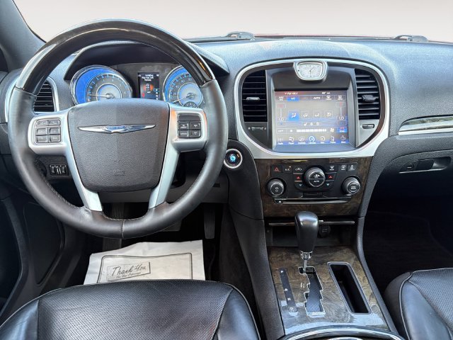 Used 2013 Chrysler 300 C RWD image 10