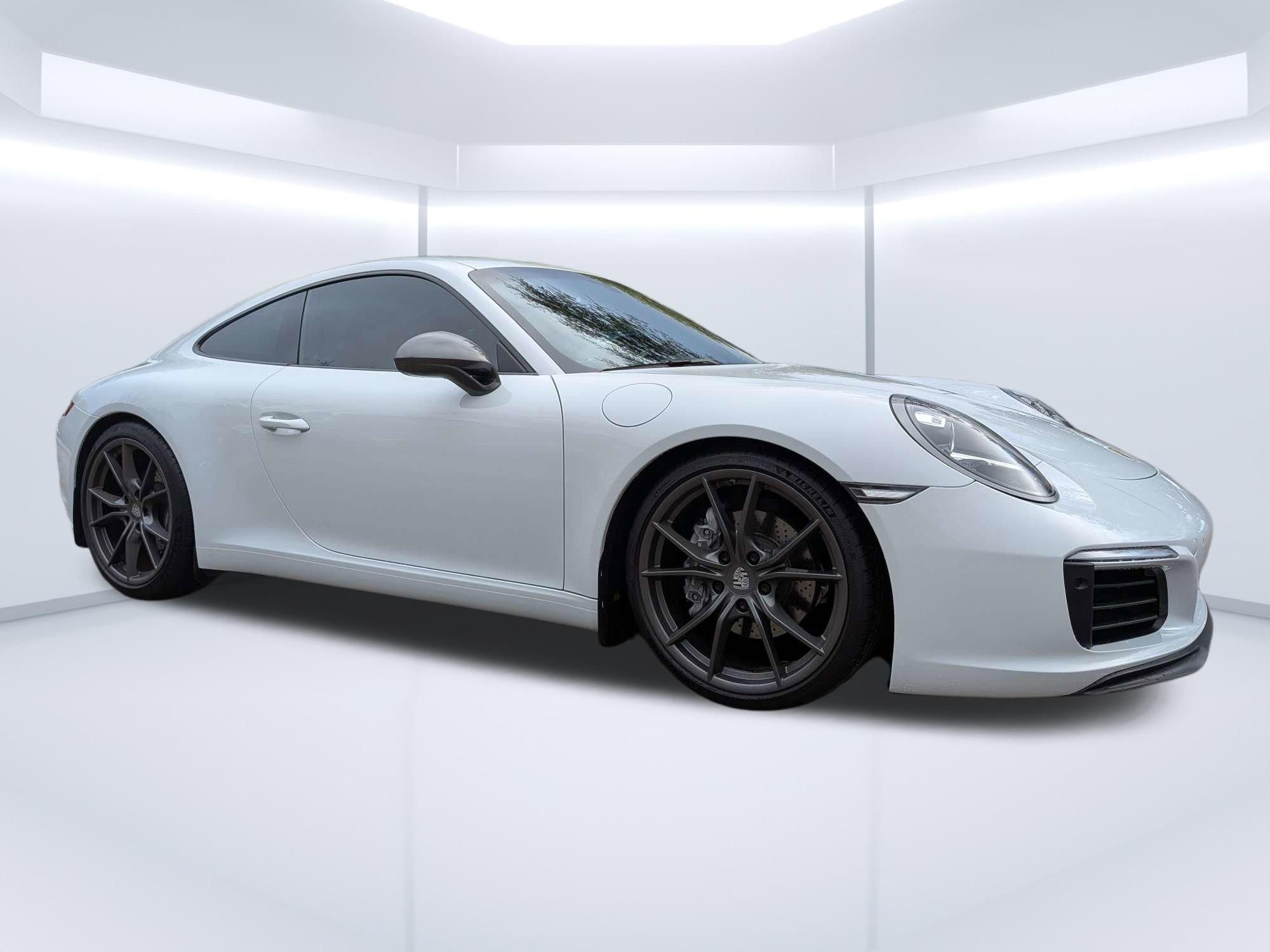 Used 2019 Porsche 911 Carrera T image 1