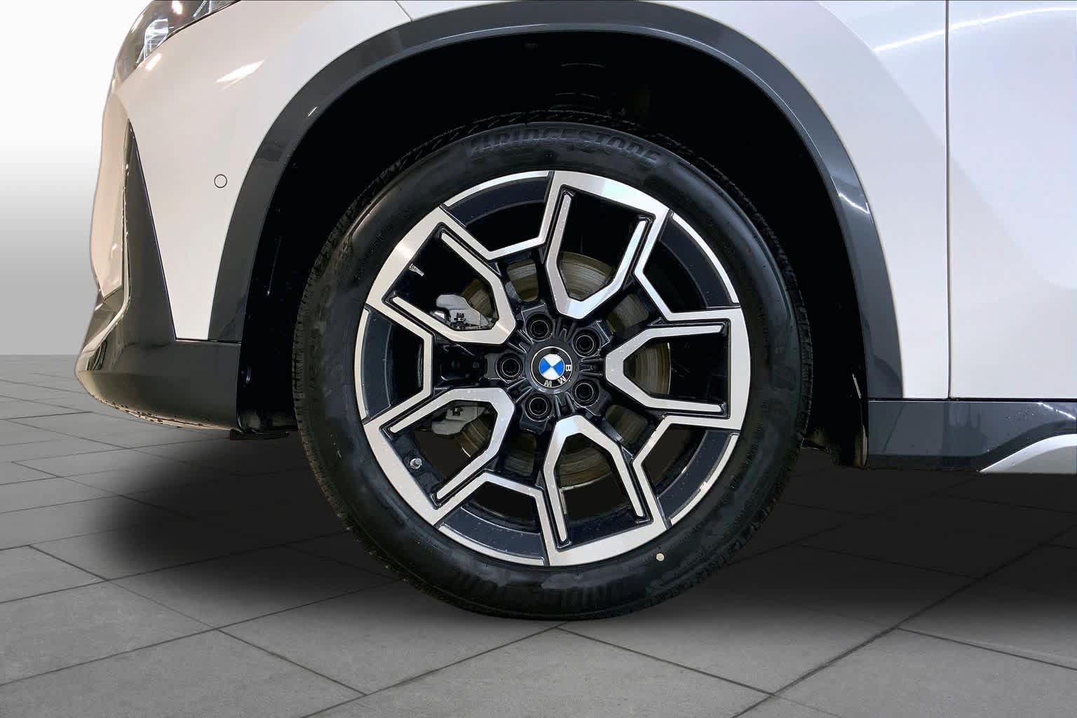 New 2026 BMW X1 xDrive28i w/ Convenience Package AWD/4WD image 11