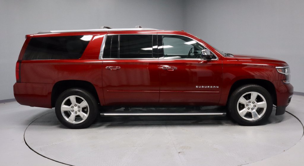 Used 2020 Chevrolet Suburban Premier w/ Max Trailering Package AWD/4WD image 6