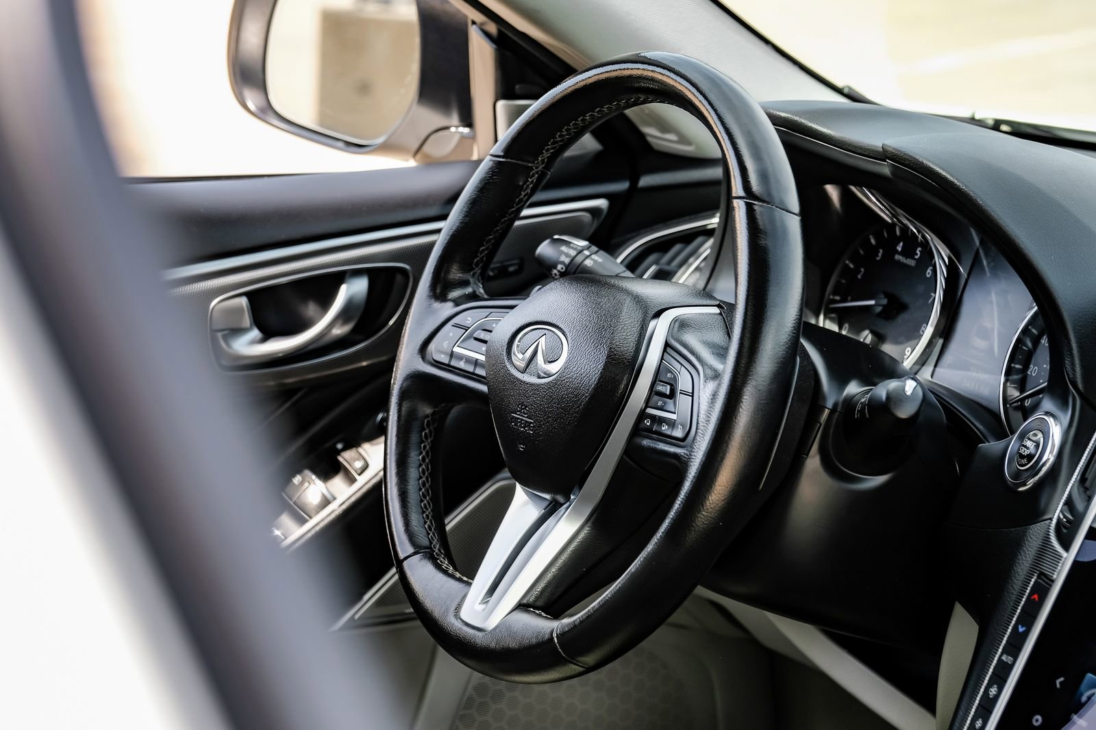 Used 2019 INFINITI Q50 Sport w/ Cargo Package (L96) image 17