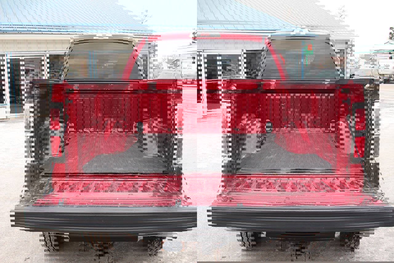 Used 2013 Ford F150 XLT w/ XLT Chrome Pkg image 6