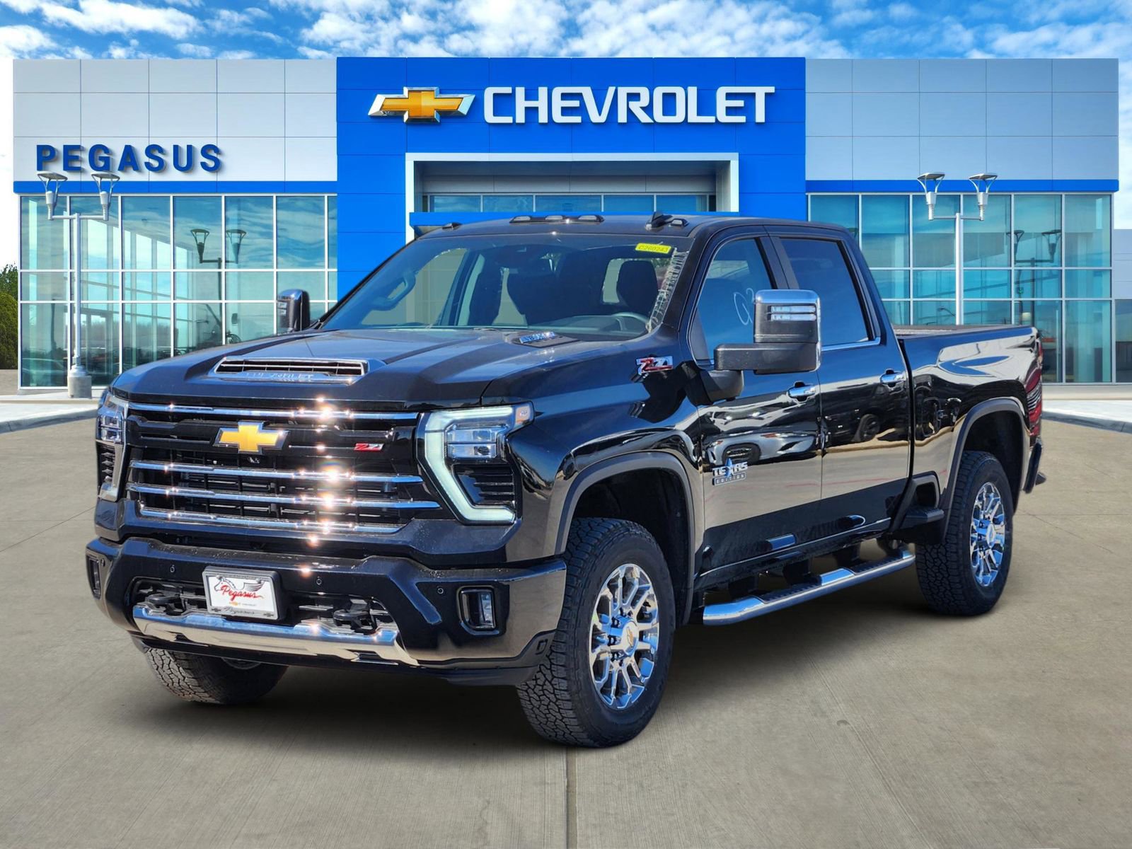 New 2026 Chevrolet Silverado 2500 LT w/ Z71 Chrome Sport Edition video 2